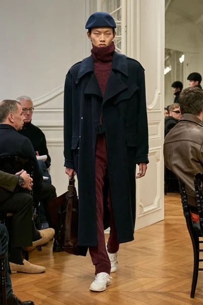 Look 26